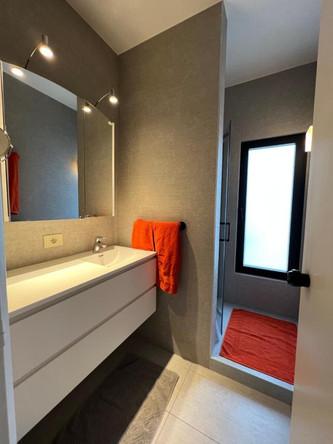 Sakura Lodging Bossut-Gottechain Buitenkant foto