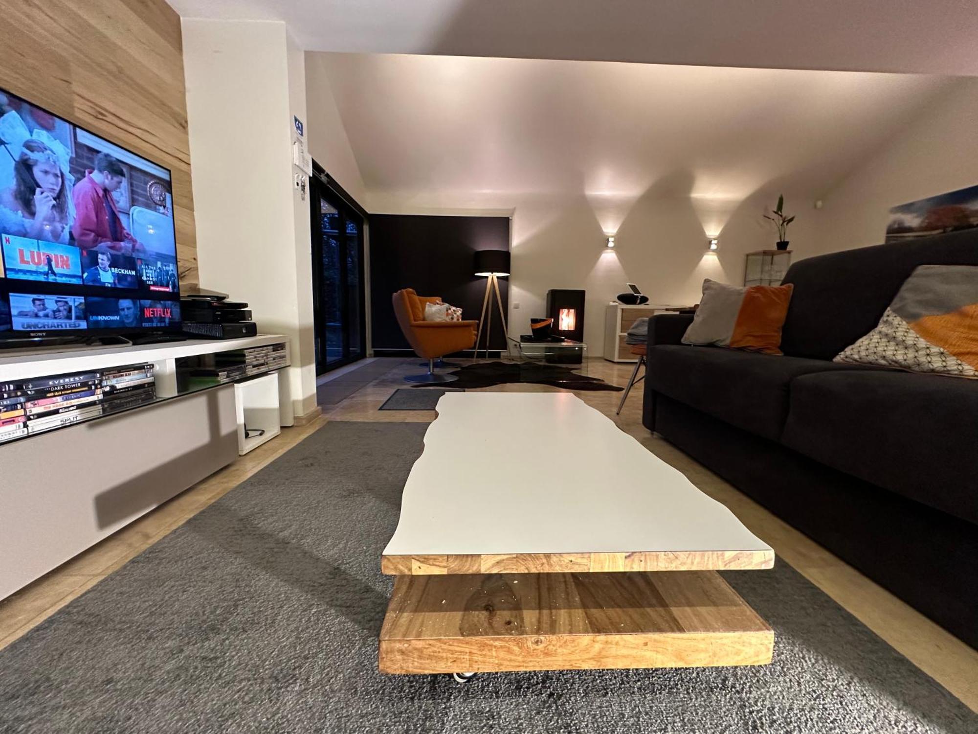 Sakura Lodging Bossut-Gottechain Buitenkant foto
