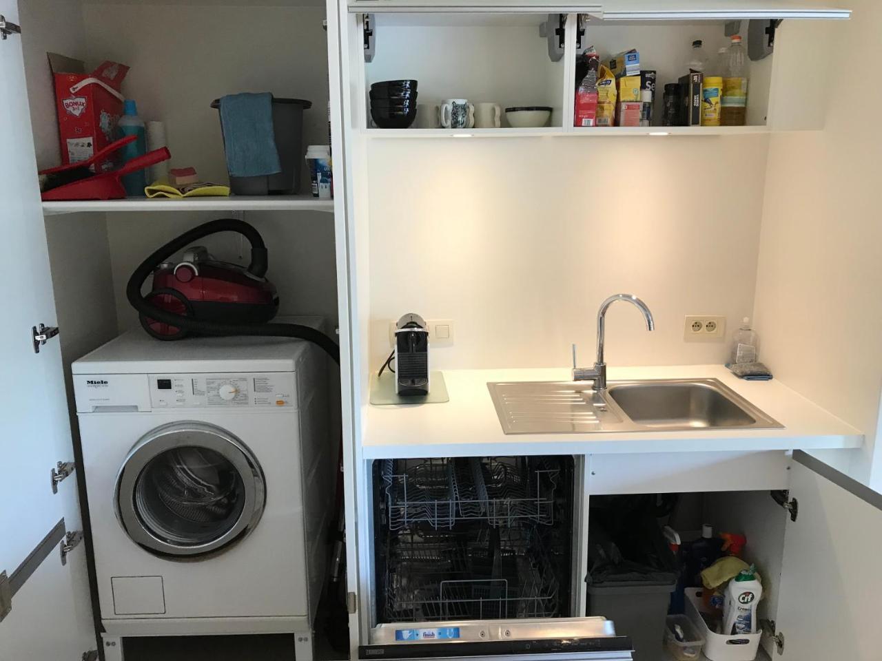 Sakura Lodging Bossut-Gottechain Buitenkant foto